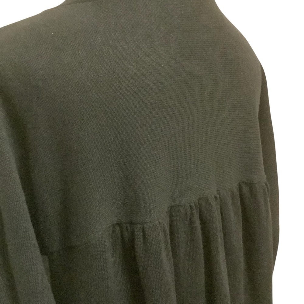 LISA INTERNATIONAL BLACK COTTON V-NECK/ 3/4 SLEEVE/ LARGE BUTTON SWEATER/ Size M - Picture 5 of 11
